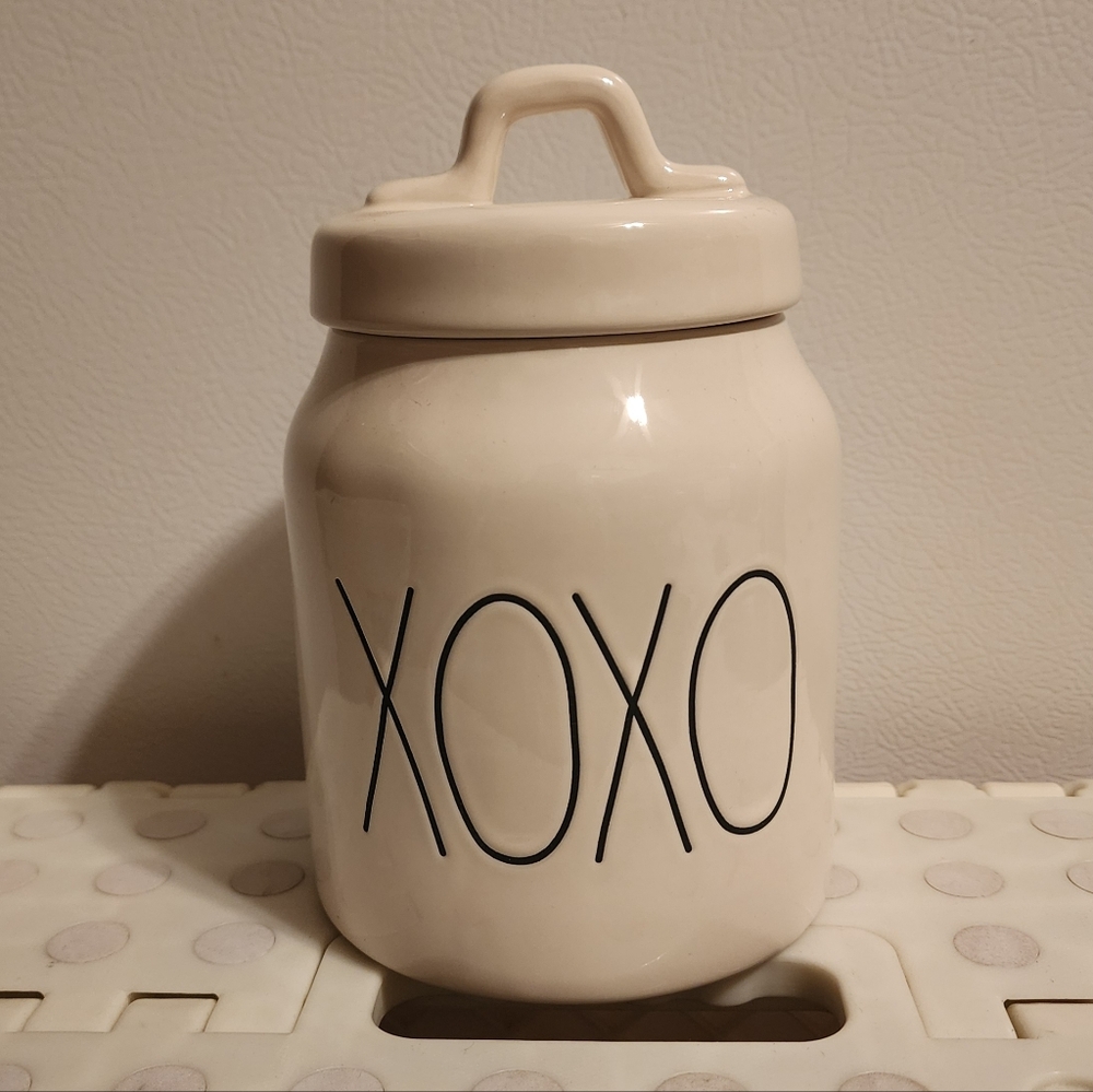 Rae Dunn Valentine's XOXO Baby Canister